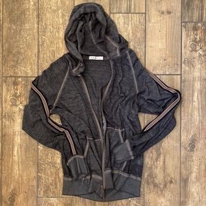 ANOTHER LOVE LIGHTWEIGHT GRAY HOODED ZIP UP JACKET WITH STRIPE DETAIL SIZE L